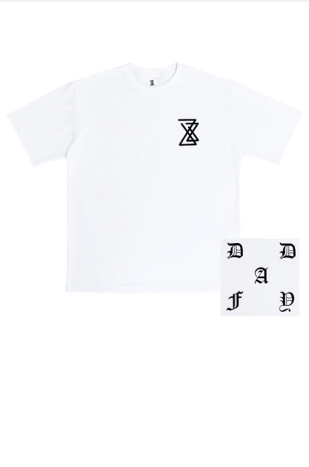 DAYDAF (デイダフ)  DAYDAF LOGO 2/1 T-SHIRT (WHITE)
