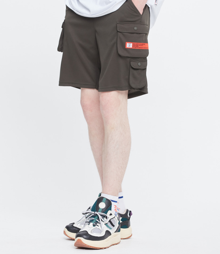 ベドインベド(BADINBAD) MULTI POCKET SHORTS_KHAKI