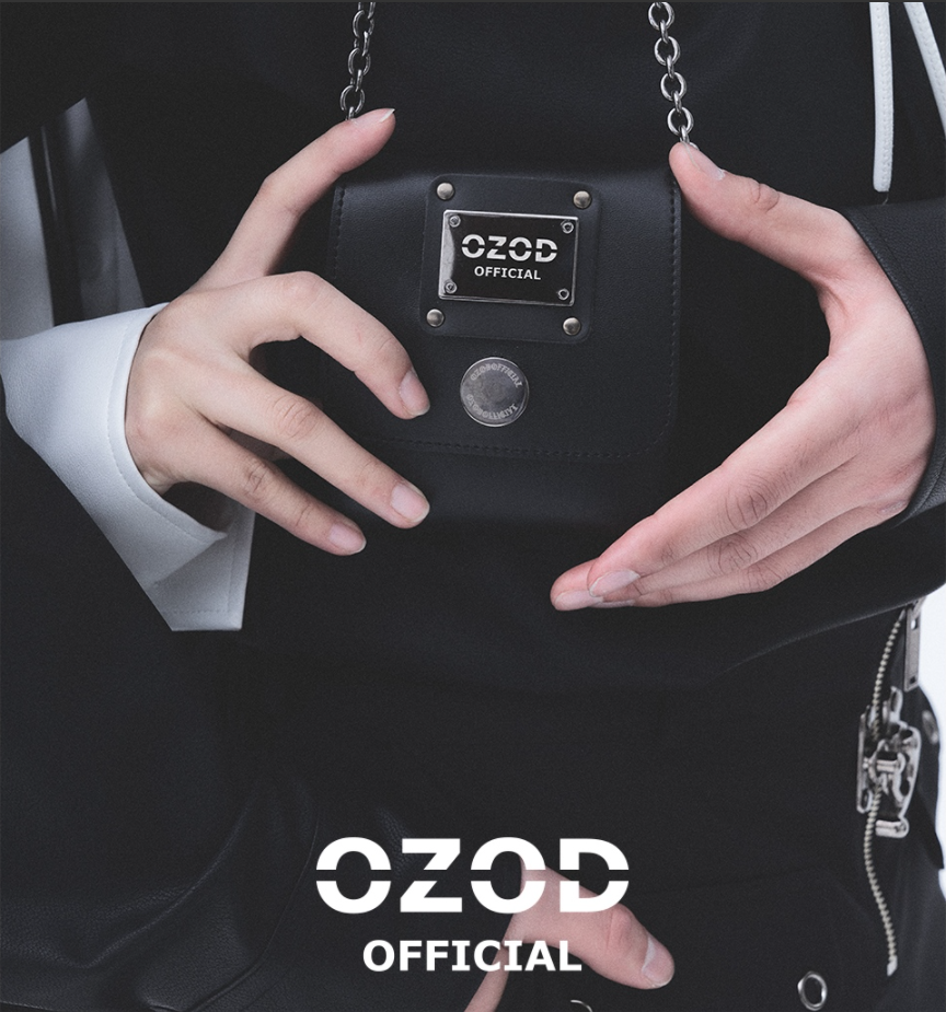 オージーオーディー(OZOD)  MINI LEATHER BAG