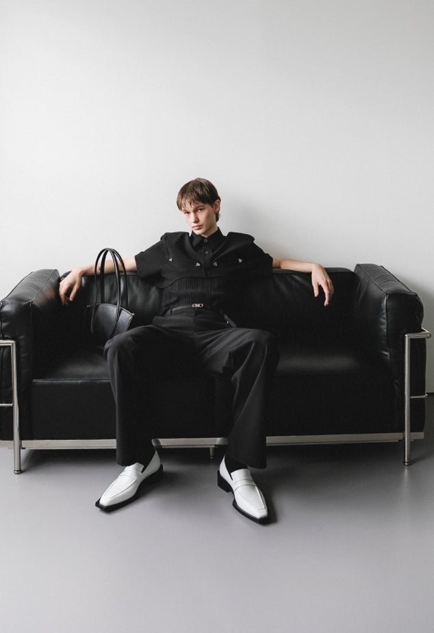 イーエスシースタジオ(ESC STUDIO)  Stud crop pad shirt jacket (black)