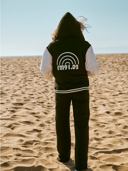 FM91.02 (エフエム91.02) BASEBALL ZIPUP black(ivory)