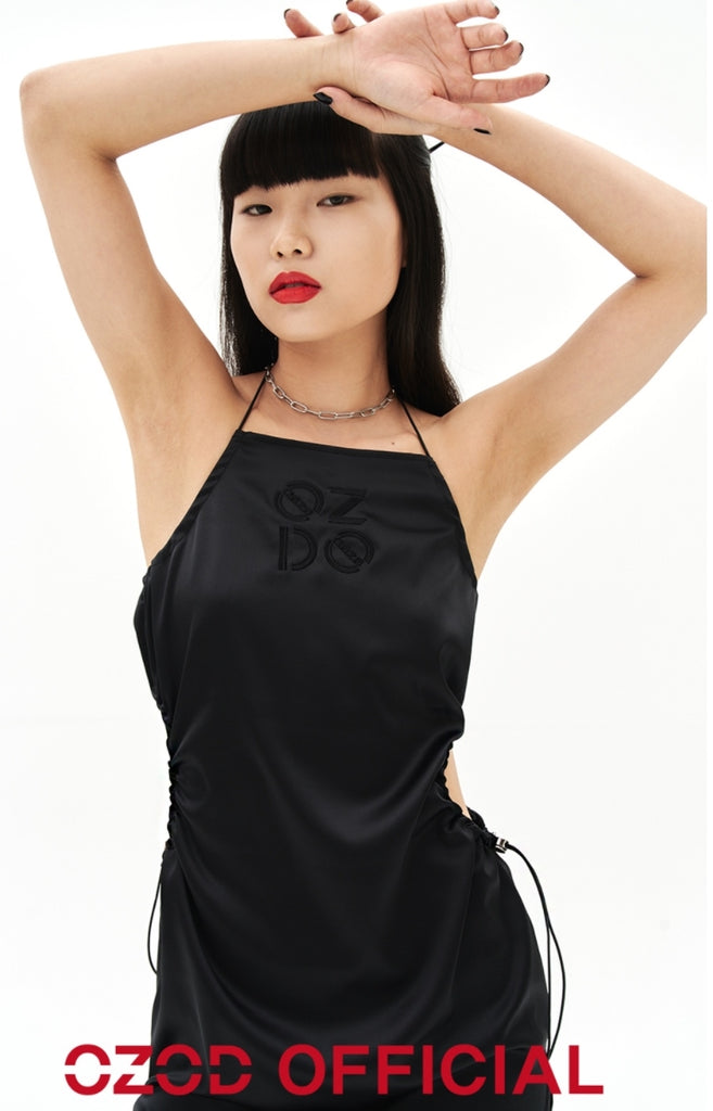 オージーオーディー(OZOD)  SATIN HOLE DRESS_BLACK