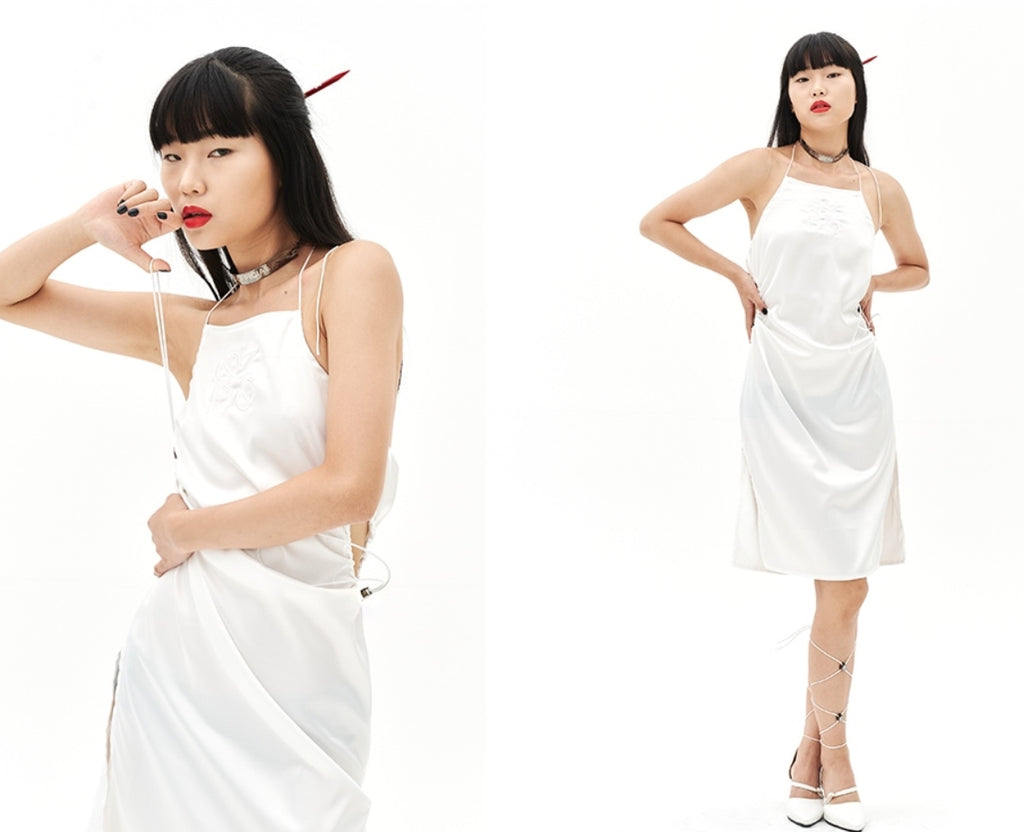 オージーオーディー(OZOD) SATIN HOLE DRESS_WHITE