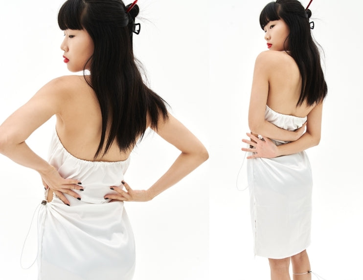 オージーオーディー(OZOD) SATIN HOLE DRESS_WHITE