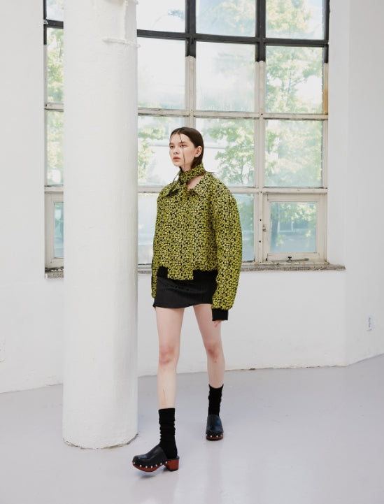イーエスシースタジオ(ESC STUDIO) scarf blouson(flower)