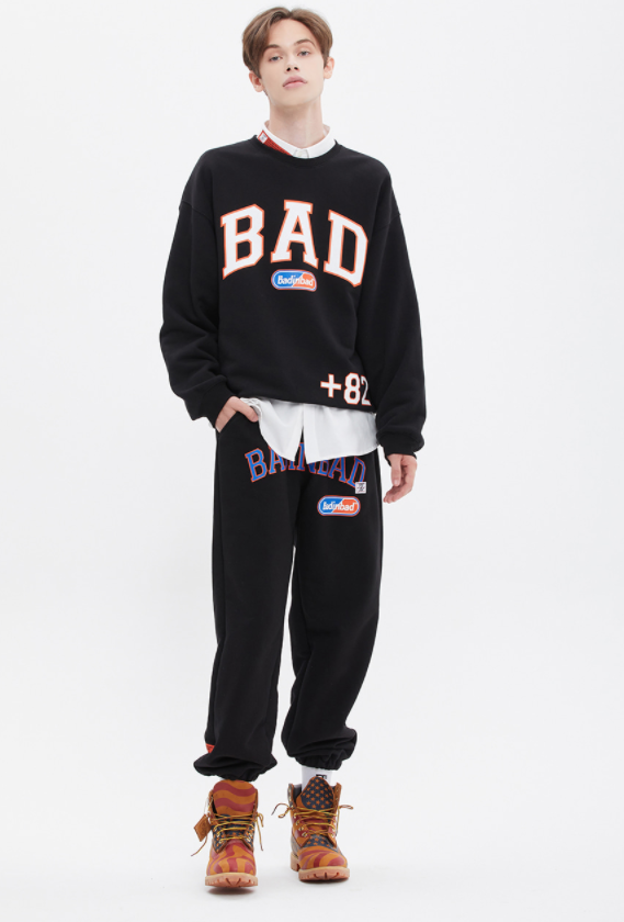 ベドインベド(BADINBAD) BAD LOGO SWEAT SHIRT_BLACK