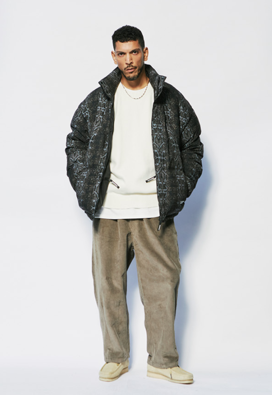 セイントペイン(SAINTPAIN)  SP TWO TUCK WIDE CORDUROY PANTS-KHAKI