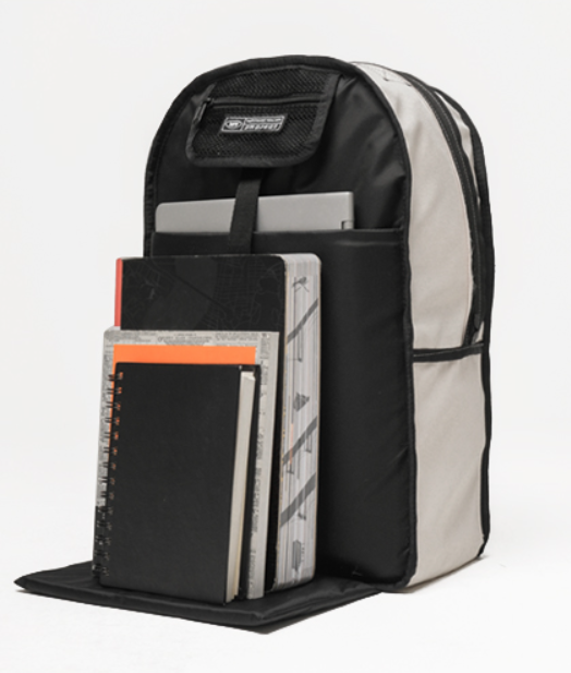 ダブルユーブイプロジェクト(WV PROJECT) Awake Pochette Backpack Cream KMBG7480