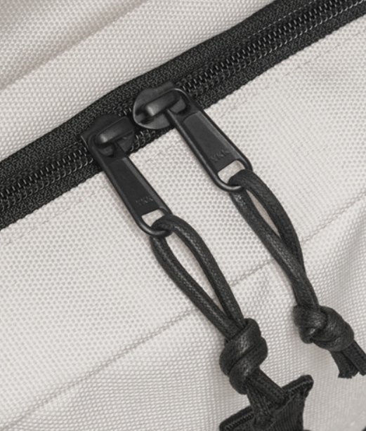 ダブルユーブイプロジェクト(WV PROJECT) Awake Pochette Backpack Cream KMBG7480