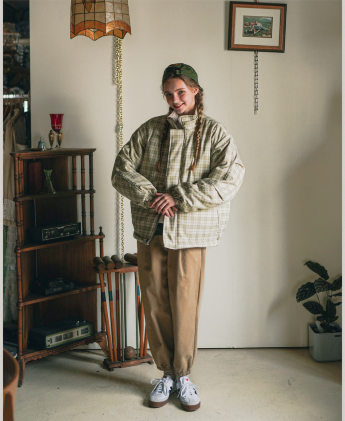 ダブルユーブイプロジェクト(WV PROJECT) Mu Check Jumper Light Khaki MJOT7541