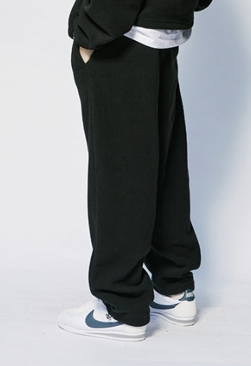 セイントペイン(SAINTPAIN)  SP FLEECE TRAINING PANTS-BLACK