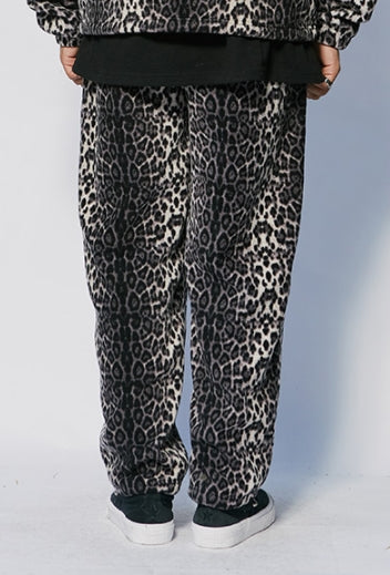 セイントペイン(SAINTPAIN)  SP LEOPARD FLEECE TRAINING PANTS-BLACK