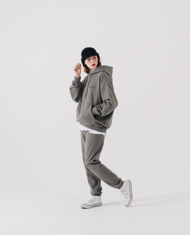 ダブルユーブイプロジェクト(WV PROJECT) Wayne Sweatpants Dark Gray KMLP7552