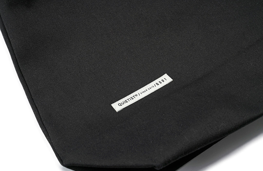 QUIETIST (クワイエティスト) Square Cotton 2 in 1 Shoulder Bag (black)
