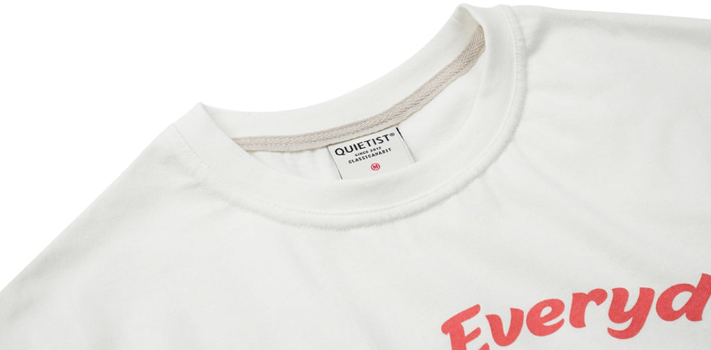 QUIETIST (クワイエティスト) Surfing dogs T-Shirts (white)