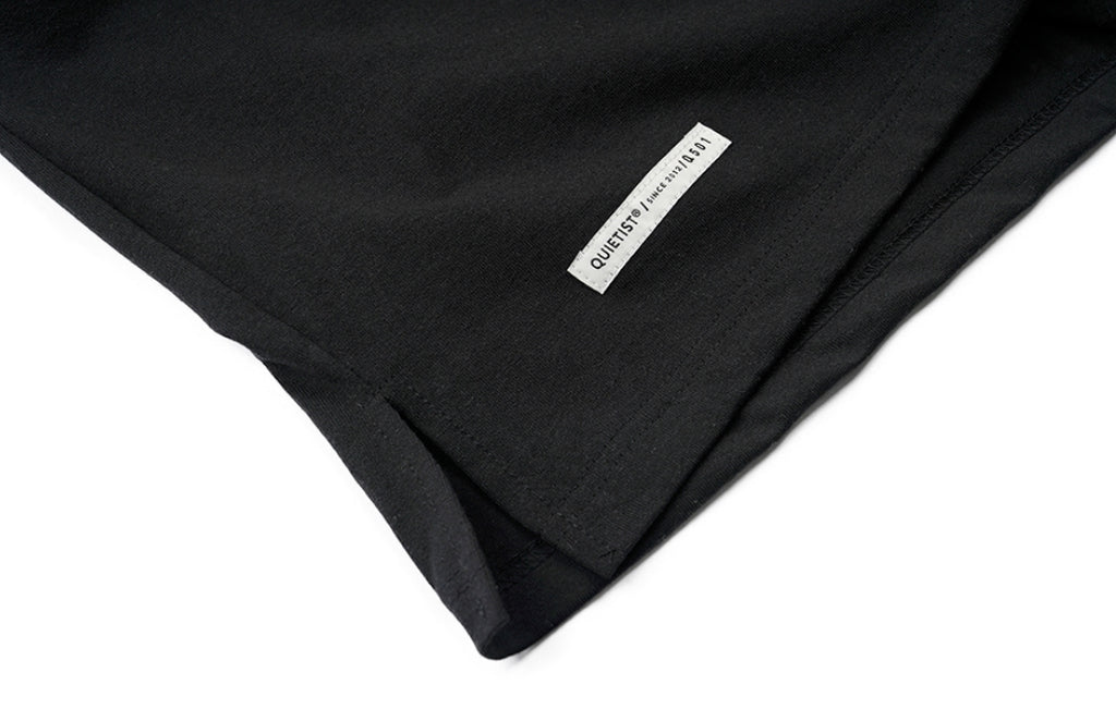 QUIETIST (クワイエティスト) Silhouette Logo T-Shirts (black)