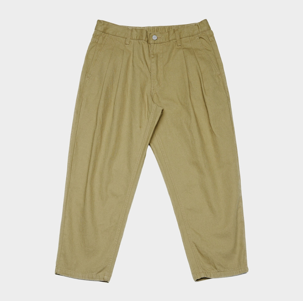 QUIETIST (クワイエティスト) Two-tuck Balloon Crop Pants (beige)