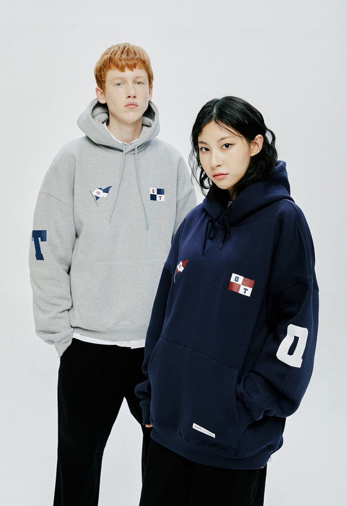 QUIETIST (クワイエティスト) FLAG HOOD-NAVY