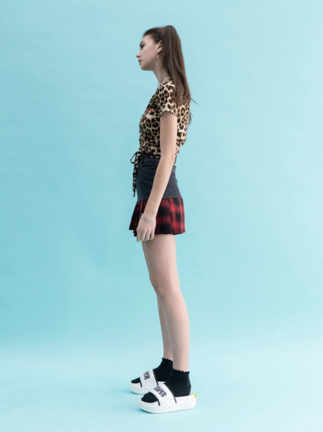 BABLETWO  (ビーエーブルトゥー)      Leopard Cross T-shirts (BEIGE)