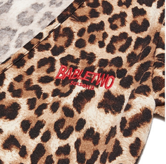 BABLETWO  (ビーエーブルトゥー)      Leopard Cross T-shirts (BEIGE)