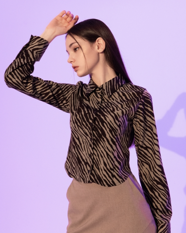 BABLETWO  (ビーエーブルトゥー)        Zebra Silky Shirts (KHAKI)