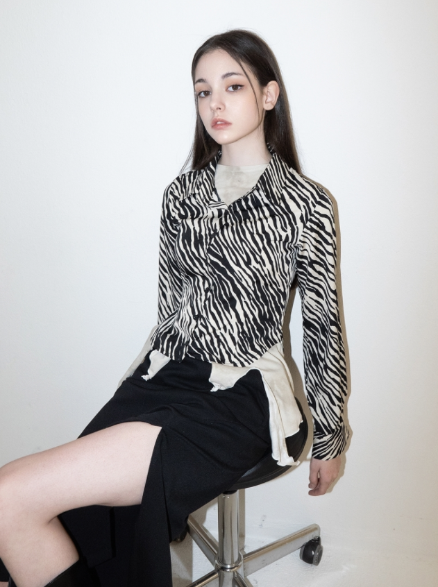 BABLETWO  (ビーエーブルトゥー)       Zebra Silky Shirts (BEIGE)