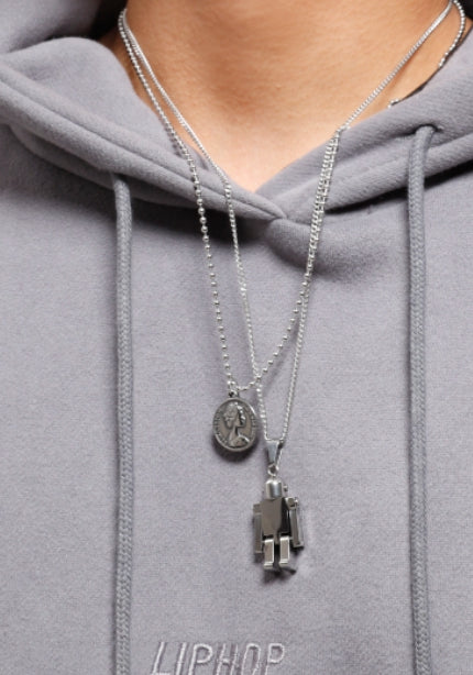 PASION (パシオン) Antique Victoria Coin Pendant Necklace