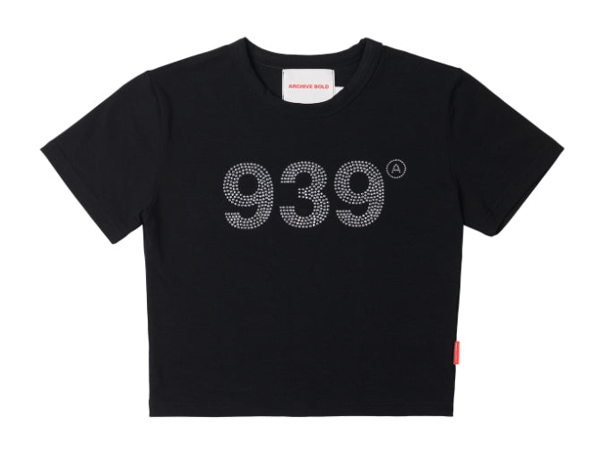 ARCHIVE BOLD (アーカイブボールド) 939 LOGO CROP TOP (BLACK/HOTFIX)