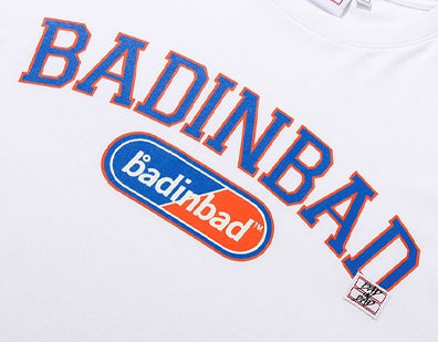 ベドインベド(BADINBAD) ESSENTIAL ARCH LOGO TEE_WHITE