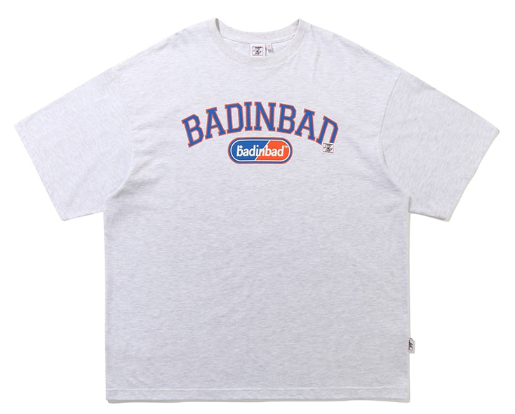 ベドインベド(BADINBAD) ESSENTIAL ARCH LOGO TEE_LIGHT GREY