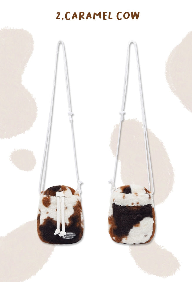オルモストブルー(Almost Blue) FLUFFY COW CROSS BAG
