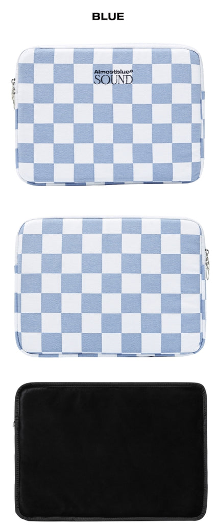 オルモストブルー(Almost Blue) CHECKERBOARD LAPTOP POUCH