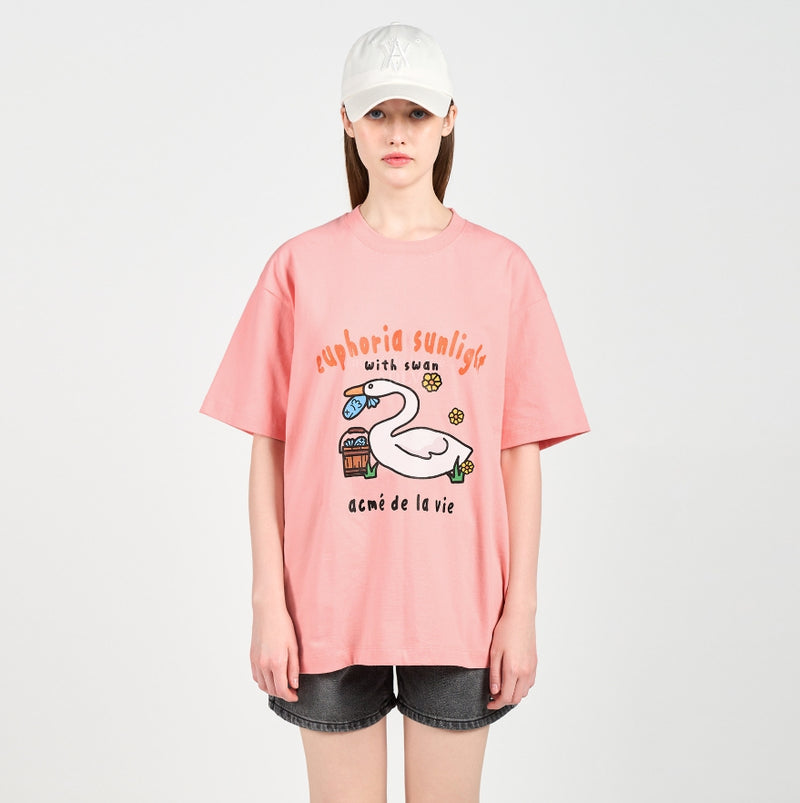 アクメドラビ(acme' de la vie) FISH SWAN SHORT SLEEVE T-SHIRT PINK