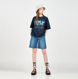 アクメドラビ(acme' de la vie) BACKGROUND LOGO SHORT SLEEVE T-SHIRT NAVY