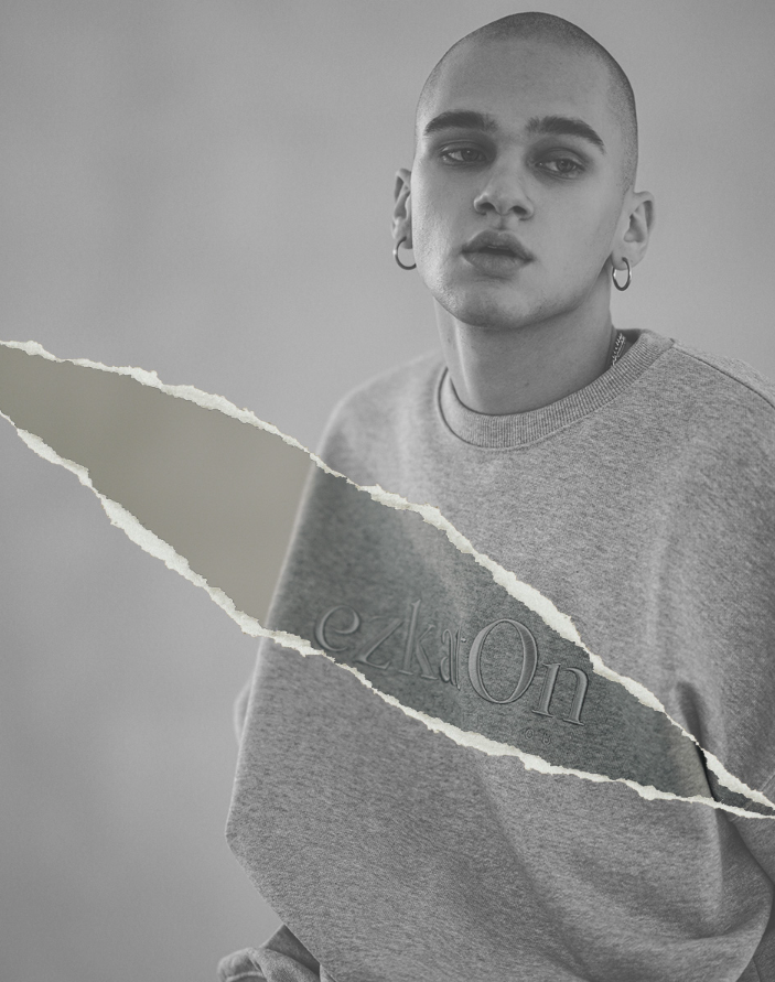 EZKATON (エズカートン) Satin Logo Sweatshirt Gray JJMT6612