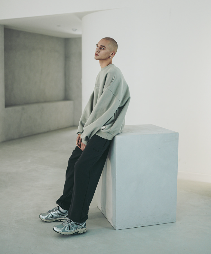 EZKATON (エズカートン) Satin Logo Sweatshirt Smoke Green JJMT6612