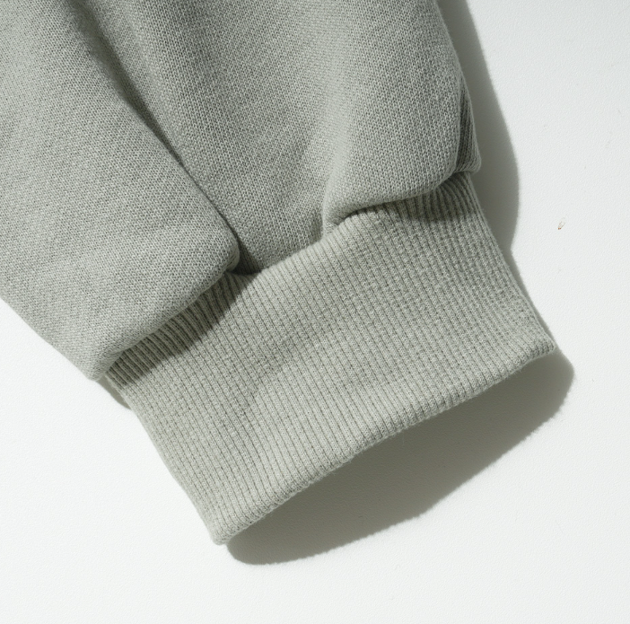 EZKATON (エズカートン) Satin Logo Sweatshirt Smoke Green JJMT6612