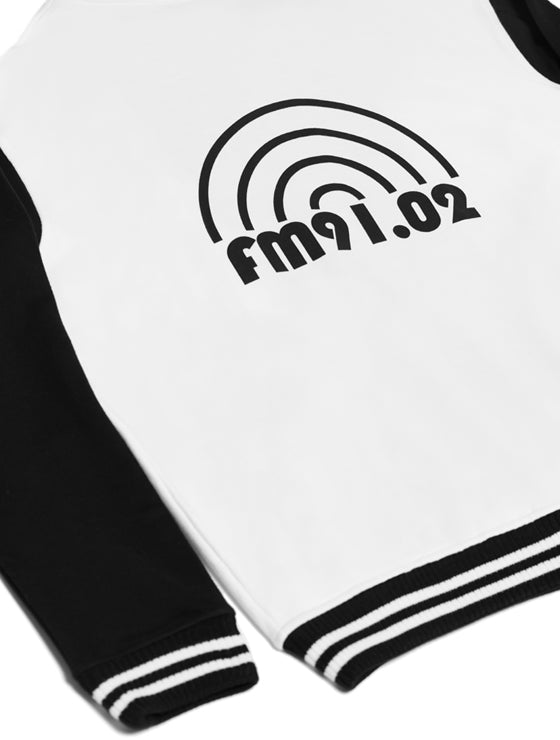 FM91.02 (エフエム91.02) BASEBALL ZIPUP ivory(black)