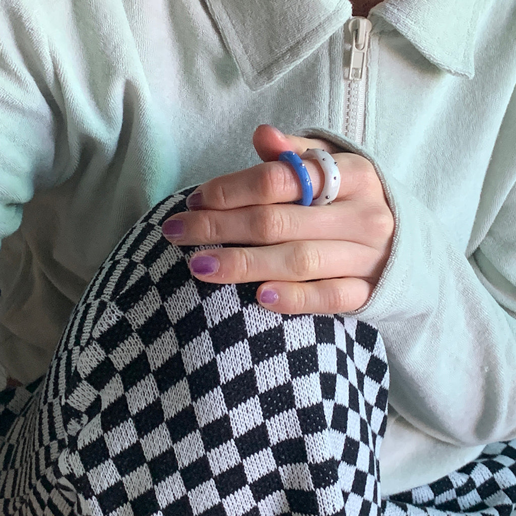 Nff(エヌエフエフ) 	 black ball around_white