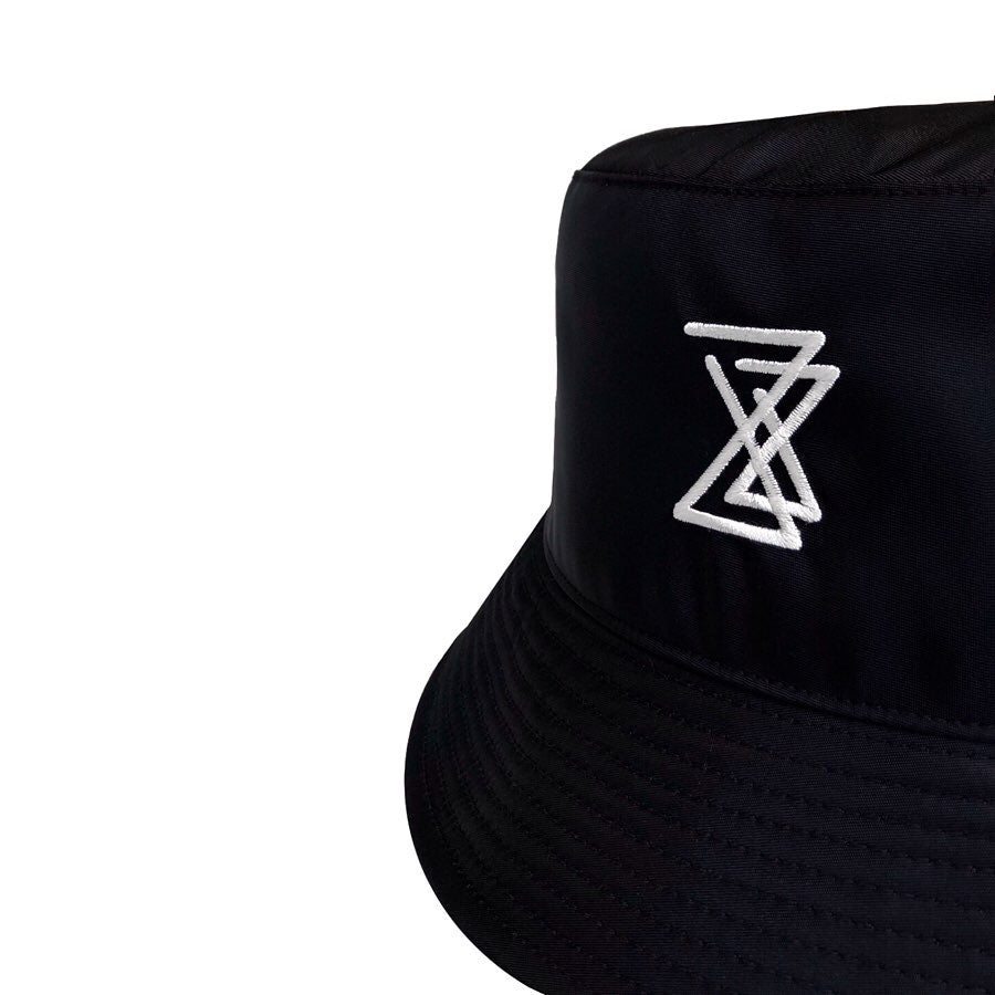 DAYDAF (デイダフ)  DAF BUCKET HAT - BLACK