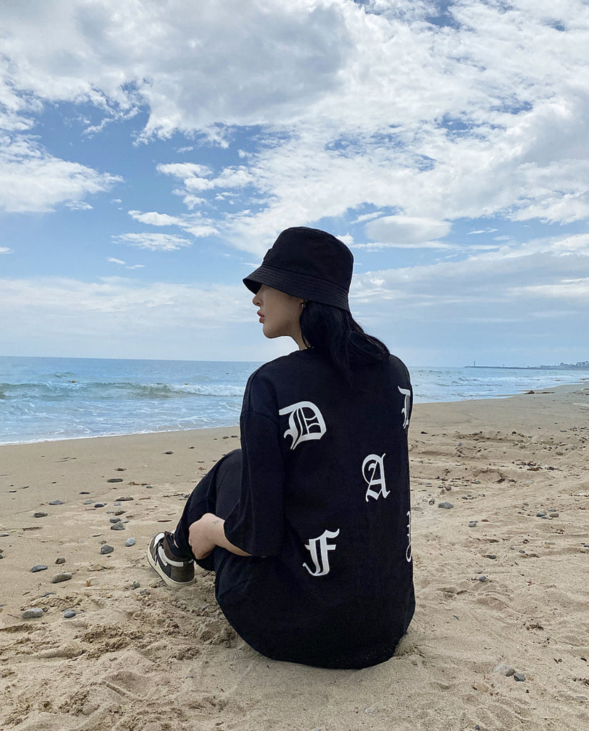 DAYDAF (デイダフ) DAYDAF LOGO 2/1 T-SHIRT (BLACK)
