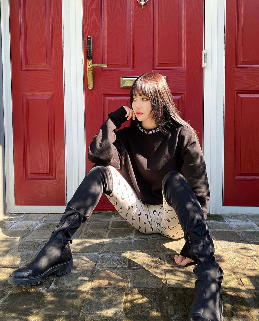 DAYDAF (デイダフ) DAYDAF NECK LOGO SLEEVE T-SHIRT (BLACK)