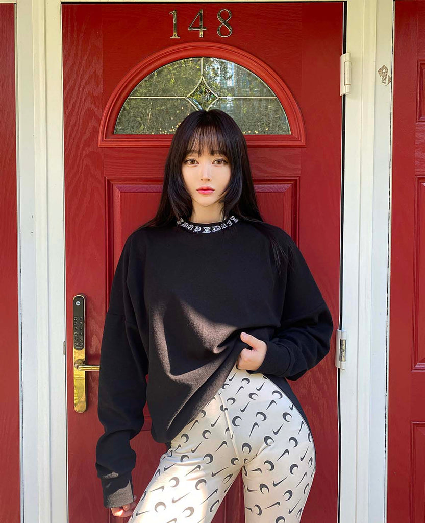 DAYDAF (デイダフ) DAYDAF NECK LOGO SLEEVE T-SHIRT (BLACK)