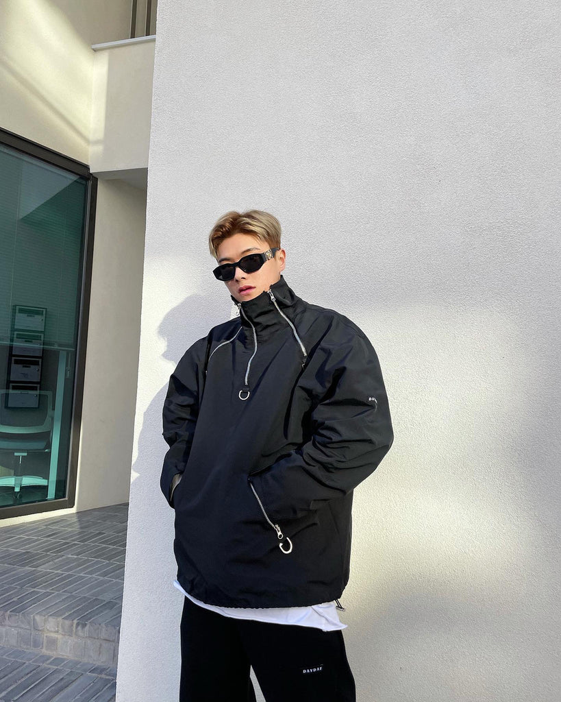 DAYDAF (デイダフ) DAYDAF BLACK LABEL NASLAN HIGH NECKED HALF ZIP-UP WINDBREAKER - BLACK