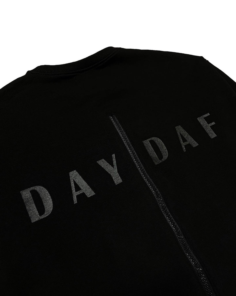 DAYDAF (デイダフ) BACK ZIPER SWEATSHIRT