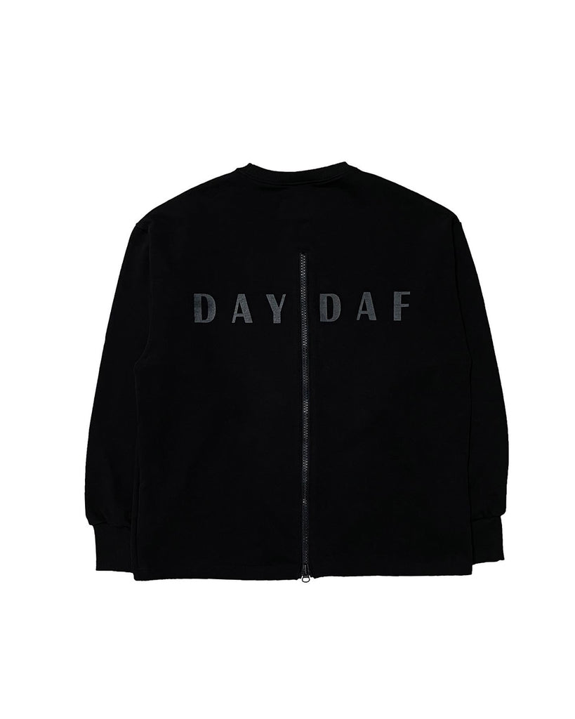 DAYDAF (デイダフ) BACK ZIPER SWEATSHIRT