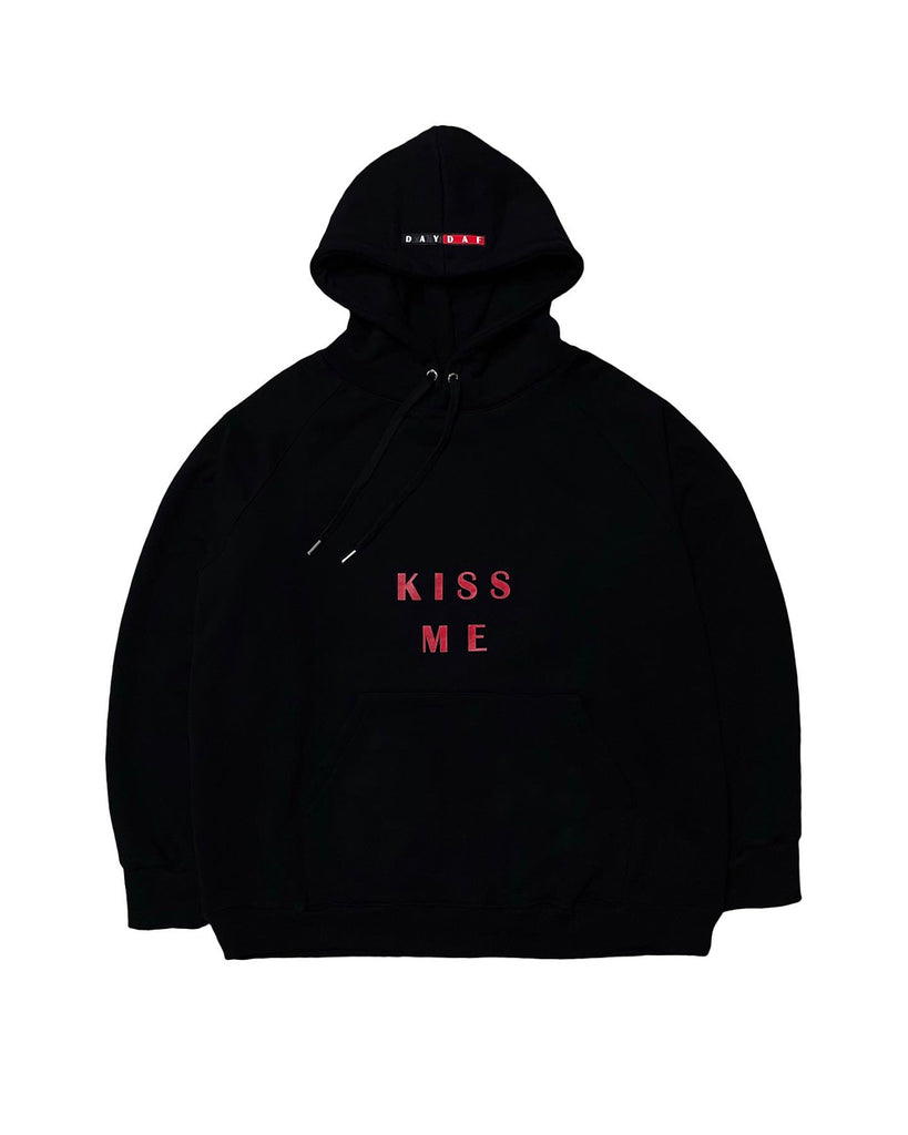 DAYDAF (デイダフ) KISS ME HEAVY HOODIE