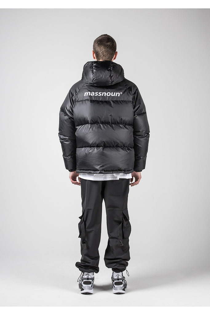 メスノウン(MASSNOUN)  SL LOGO REFLECTIVE STANDARD PADDING MFNPD001-BK