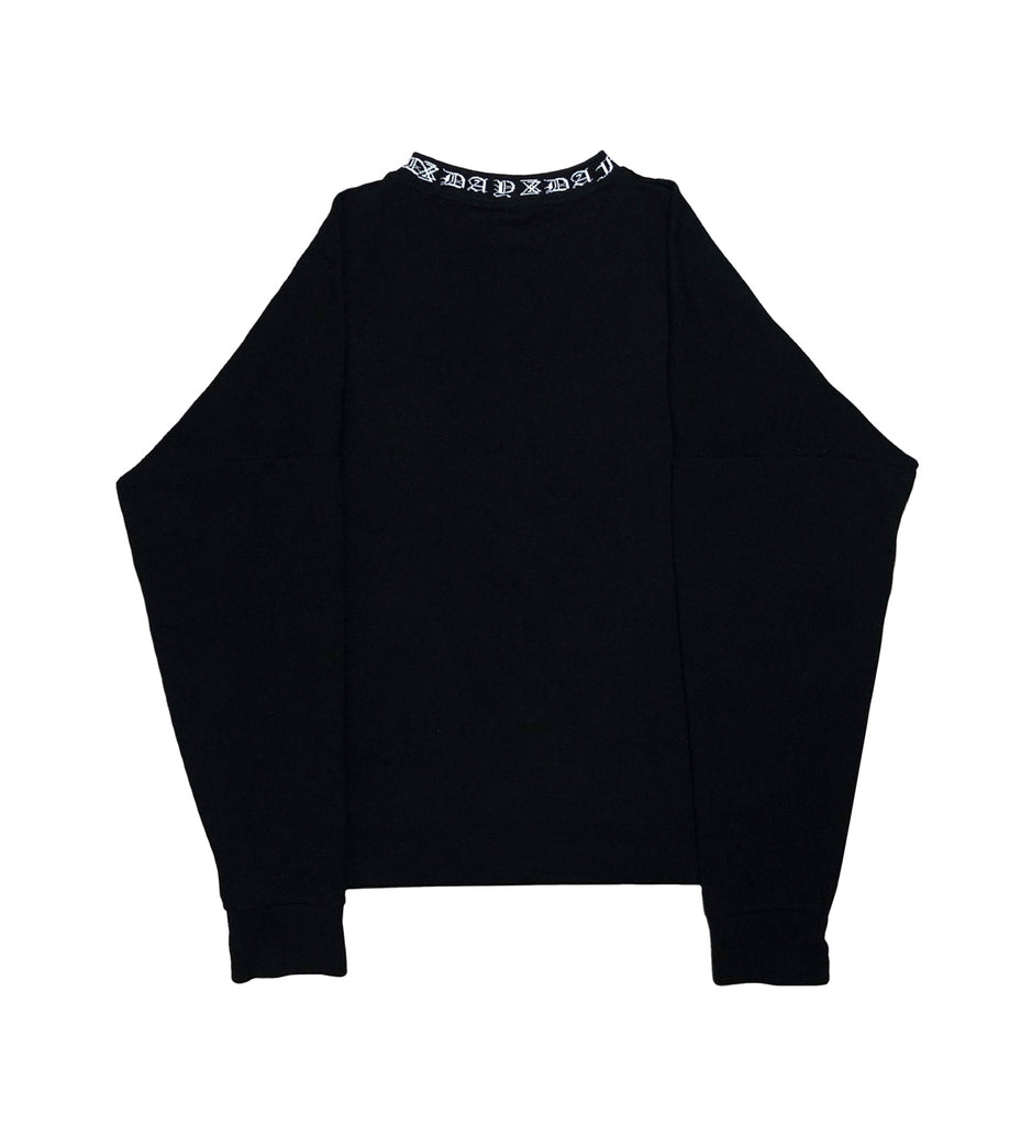 DAYDAF (デイダフ) DAYDAF NECK LOGO SLEEVE T-SHIRT (BLACK)
