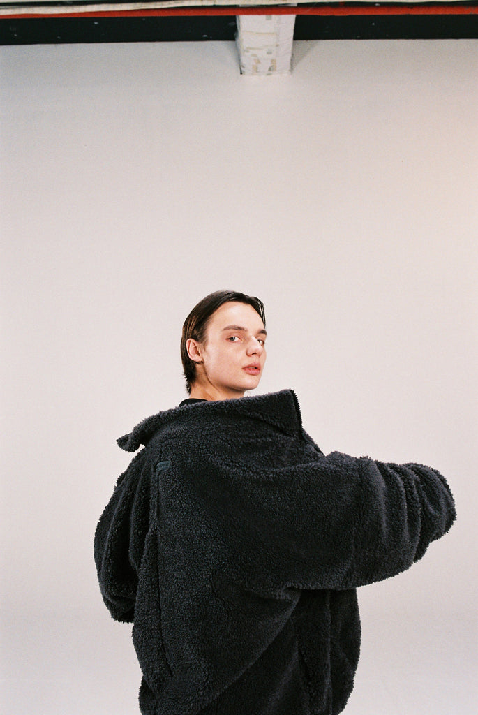 ディープリーク(DPRIQUE) OVERSIZED SHEARLING JACKET - GREY